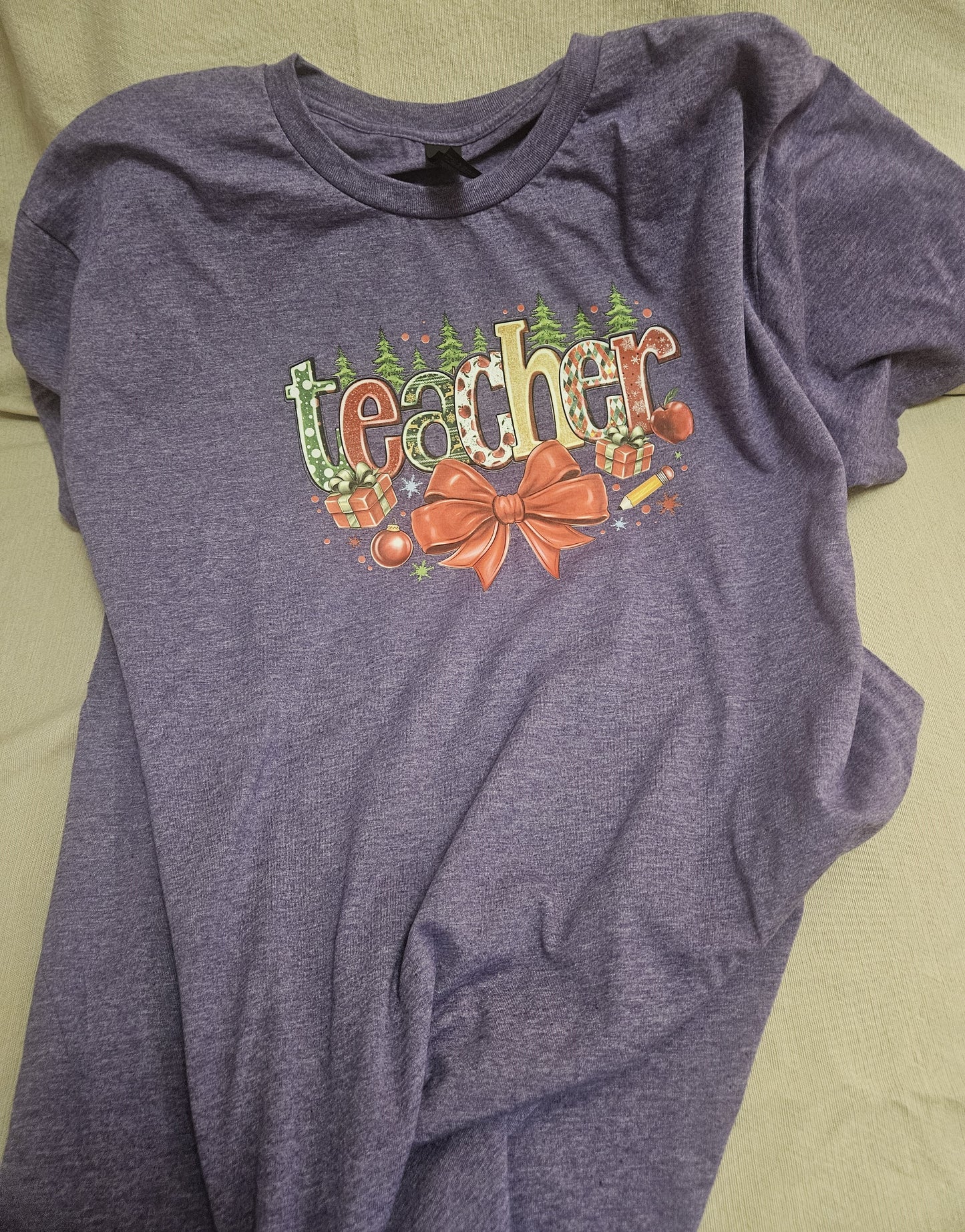 1 Teacher with Christmas Bow