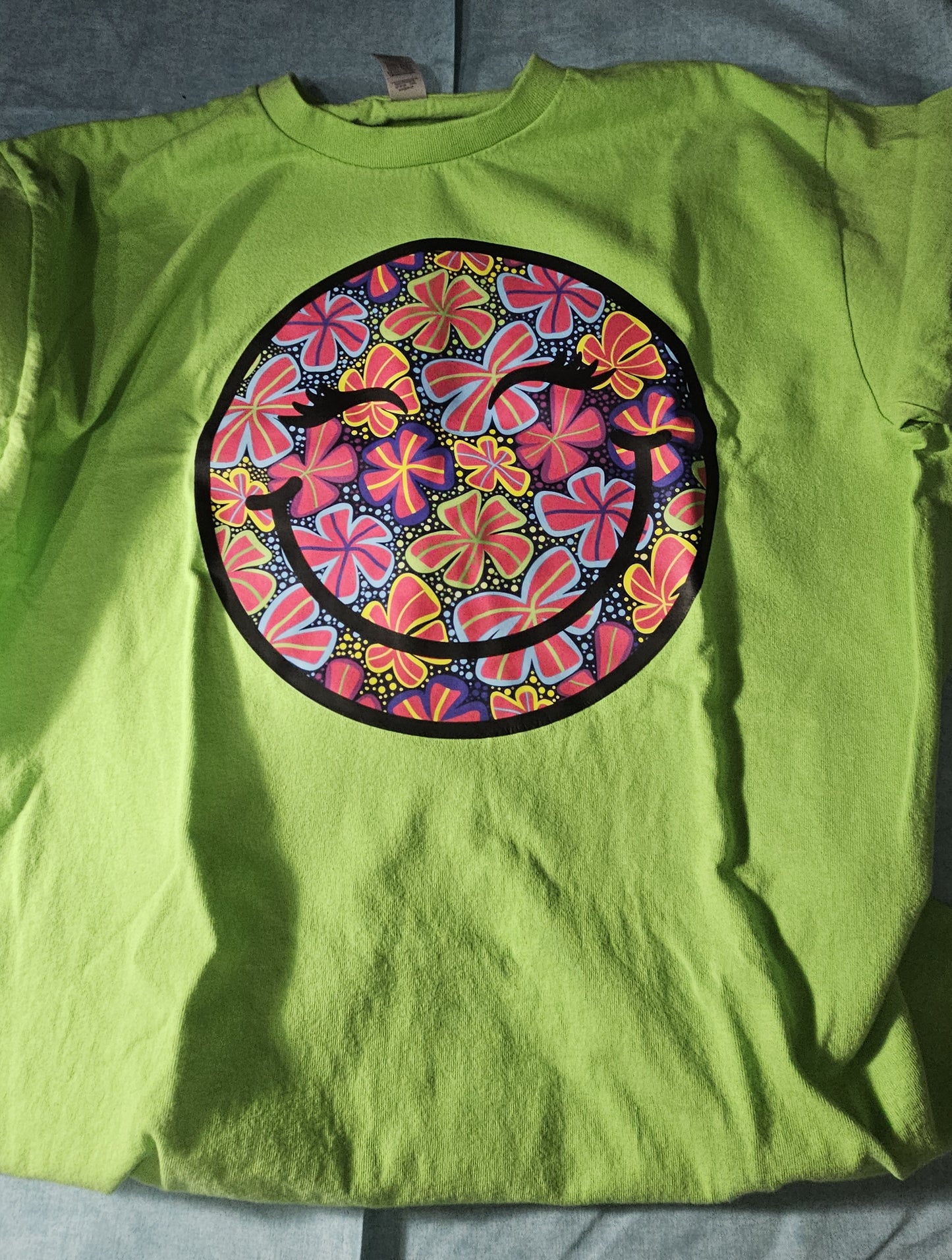 Smile Shirt Lime Green